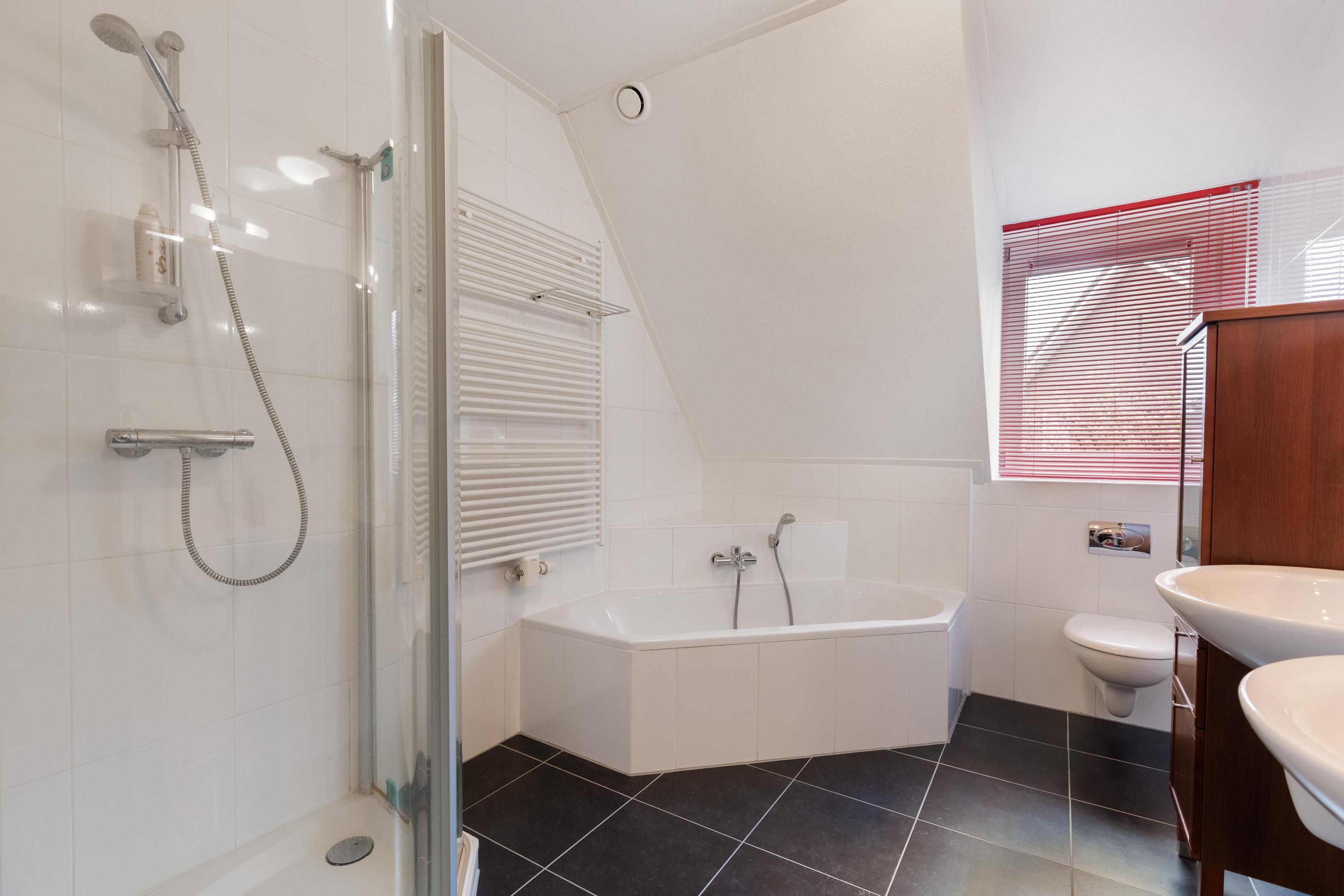 Statendam 2 , 2134 WX Hoofddorp 33